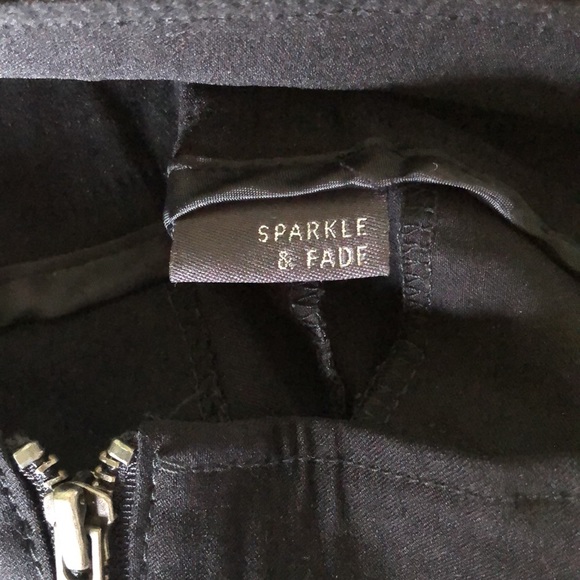 UO / Sparkle & Fade - Picture 4 of 5